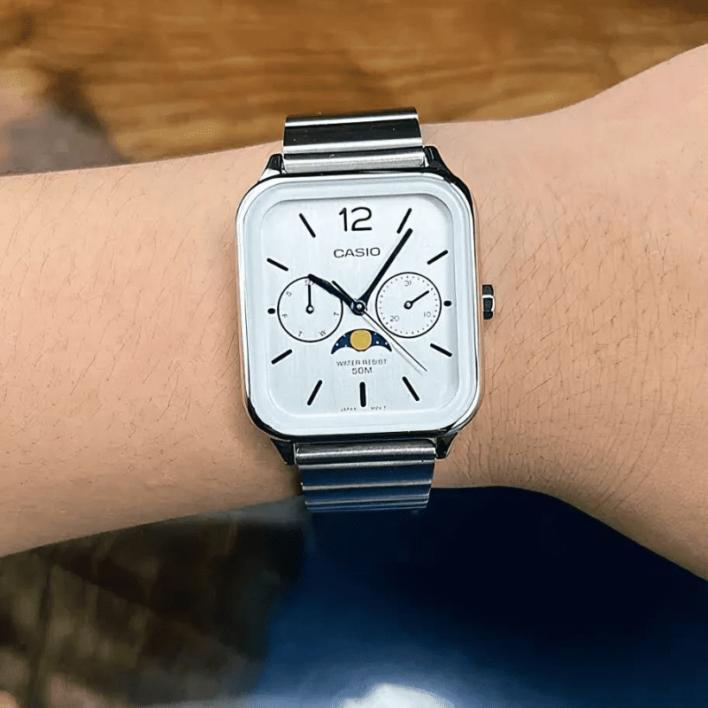 Casio Vintage Moon Vargard