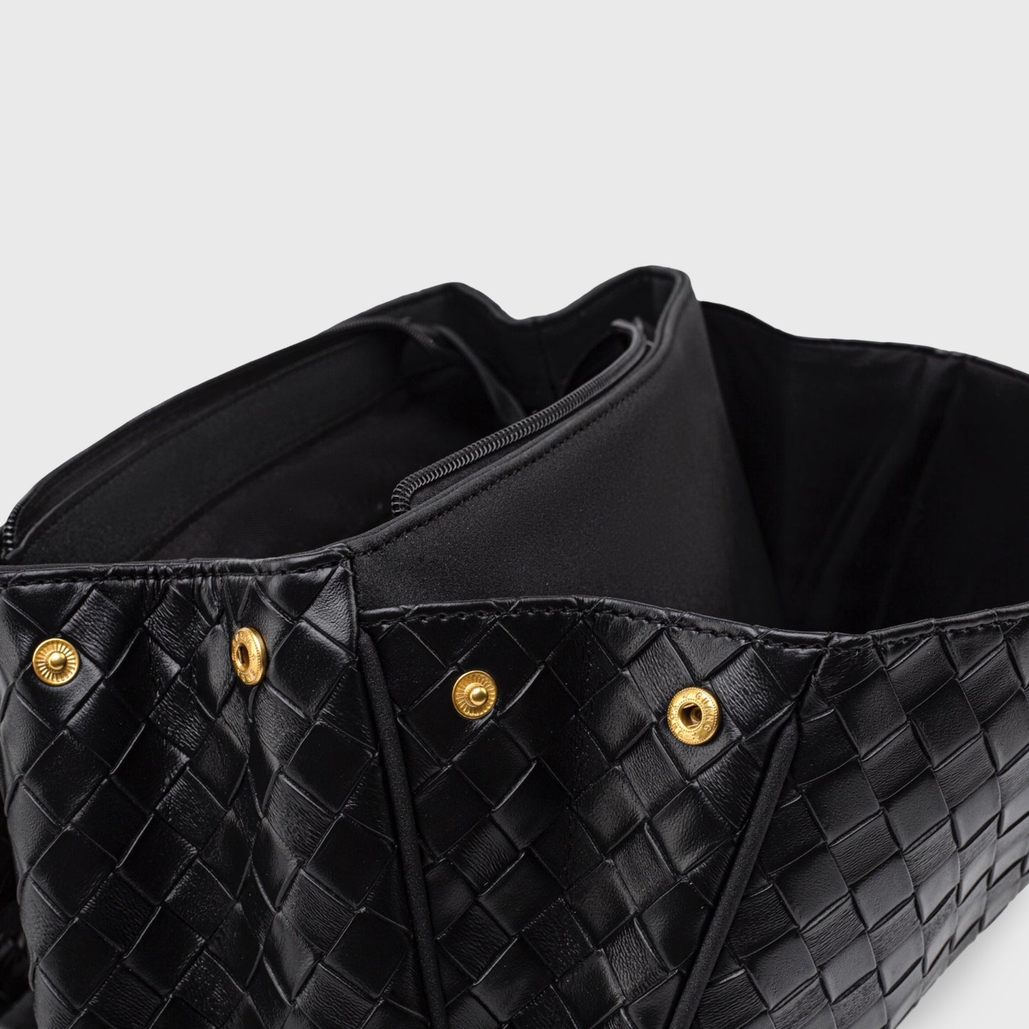 Ciara Vintage - Black Woven (Limited Edition)