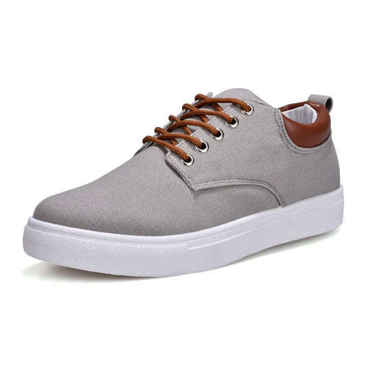 Fashionable Casual Sneakers Made of Canvas Vargard & Co.