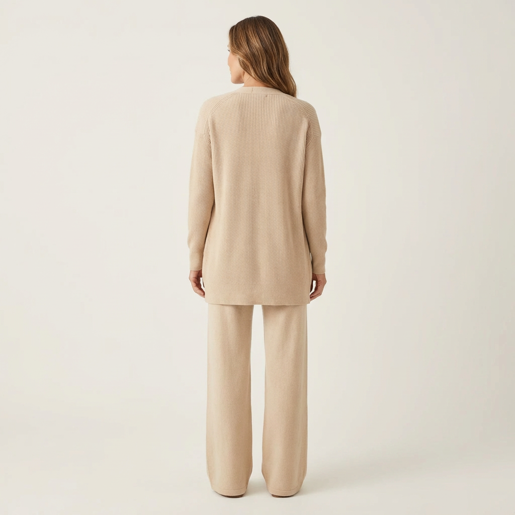 Nora | Comfortable & Elegant Set