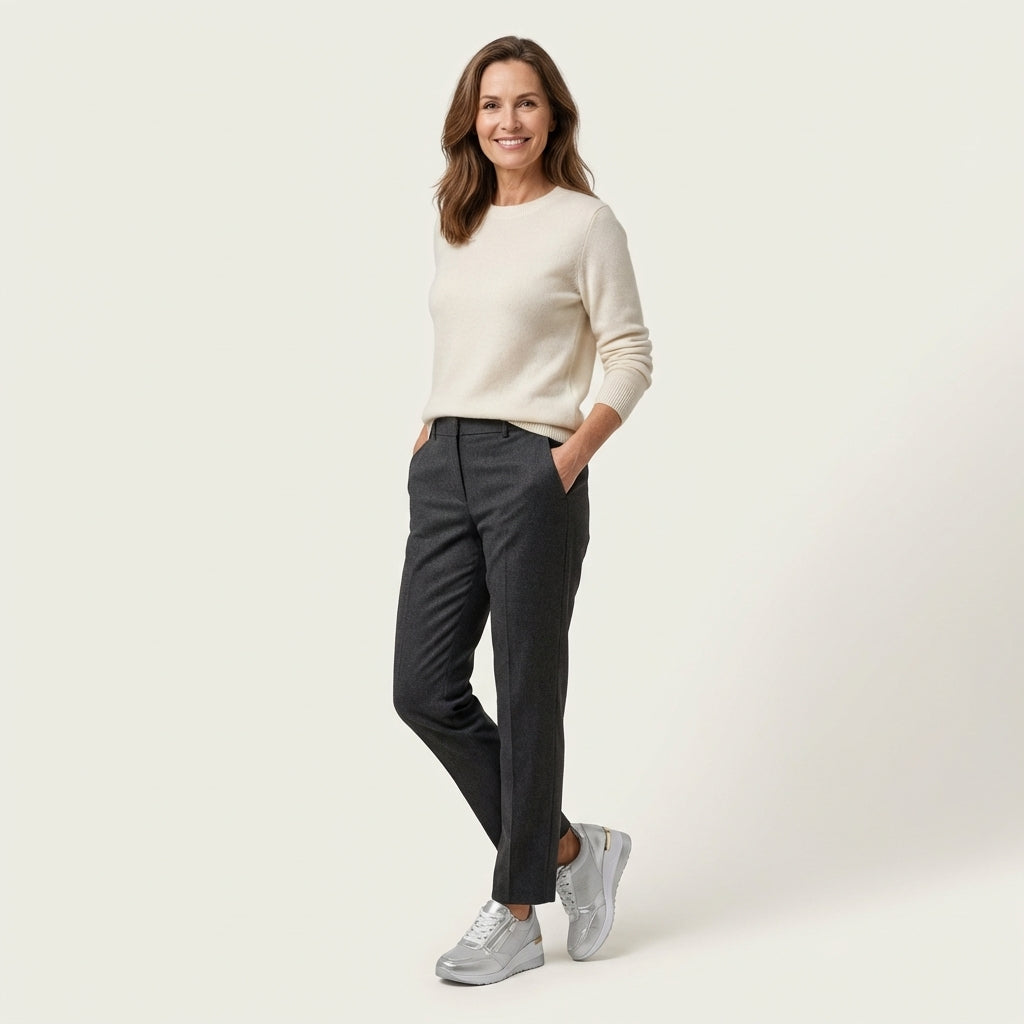 Mahola | Orthopedic Lace-Up Sneaker