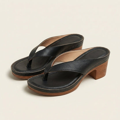 Anslie | Leather Toe-Loop Block Heel Sandal