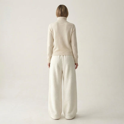 Emelda | Oversized Teddy Fleece Pants