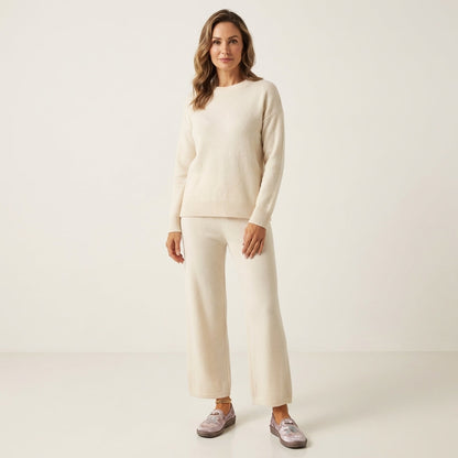 Peachy | Embroidered Pearl-Detail Comfort Flat