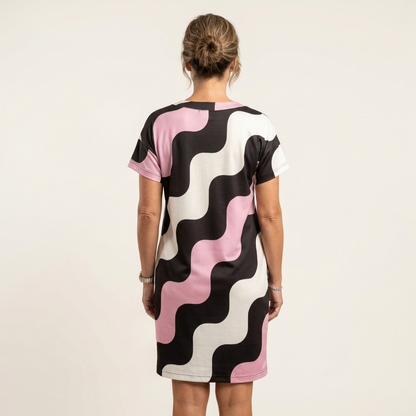 Ciana | Bold Wave-Print V-Neck Short Sleeve Midi Dress