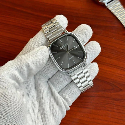 Vintage Quartz Watch™